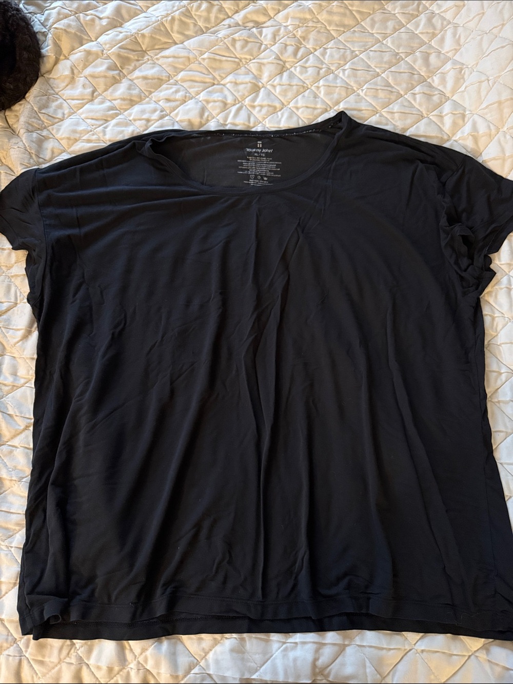 Tommy John Black Short-Sleeve Scoop Neck Tee